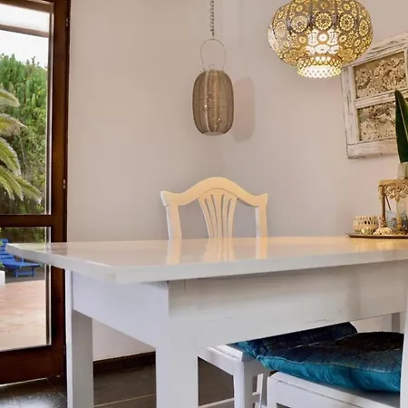 Casa Hibisco Mit Schoenem Garten * Уга