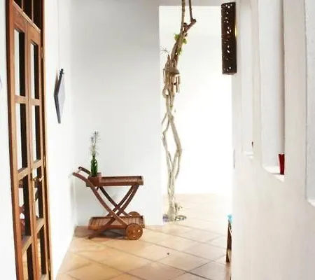 Апартаменты Casa Hibisco Mit Schoenem Garten